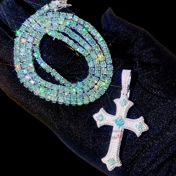 Iced Out Moissanite VVS Cross Pendant with Blue-Green Accents & 3MM Tennis Chain